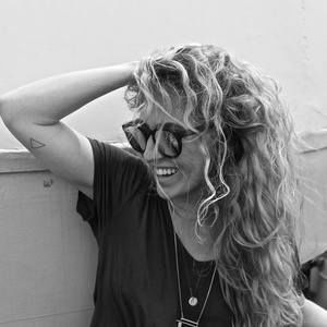 Meet your Posher, Liz